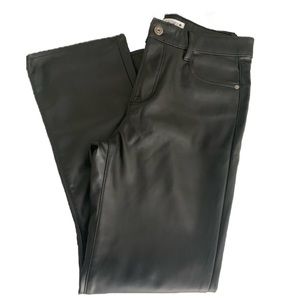 Zara Faux Leather Pants / Pantalons Zara en faux cuir